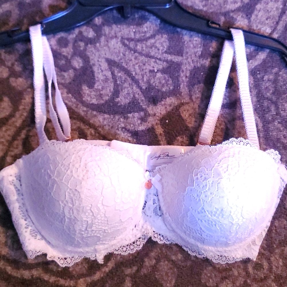 White Bra 36C